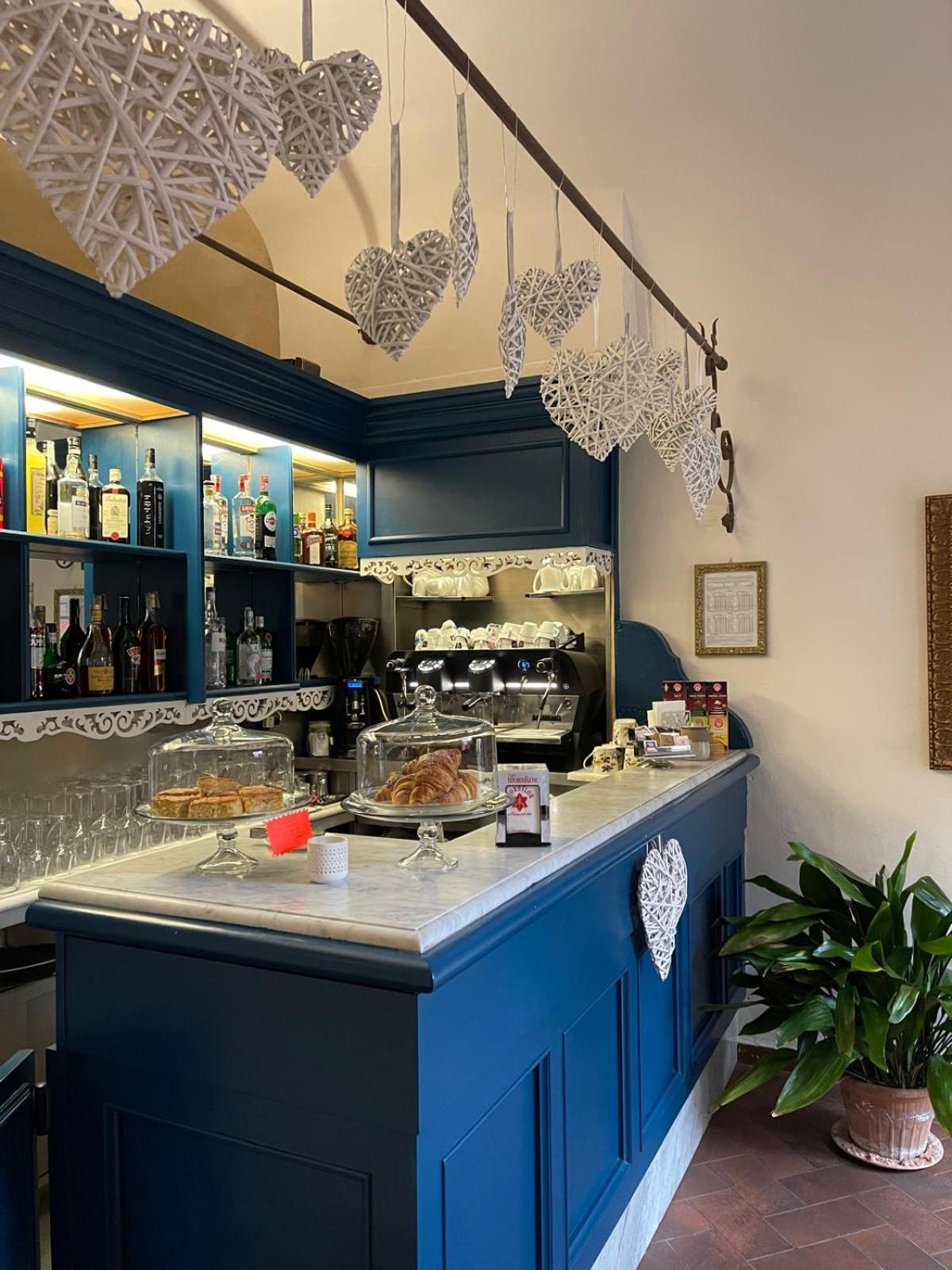 Quattro Gigli Hotel Montopoli in Val d'Arno Bagian luar foto